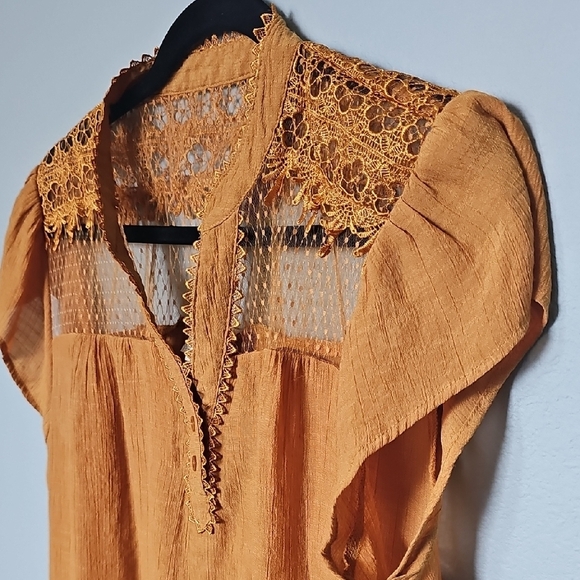 Perch Blu Pepper 1X Yellow Cap Sleeve Blouse with Mandarin Collar - Picture 3 of 7